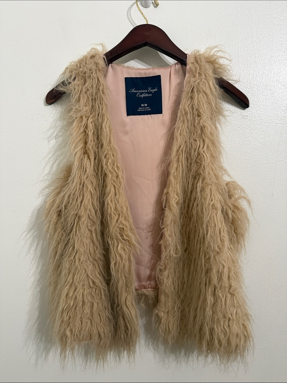 American Eagle Shaggy Faux Fur Vest Womens Medium Beige Boho
